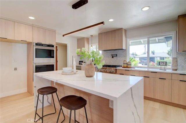 2543 E Locust, Orange, CA 92867