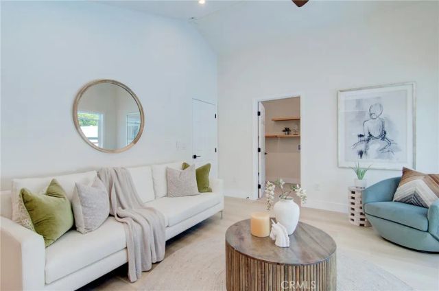 2543 E Locust, Orange, CA 92867