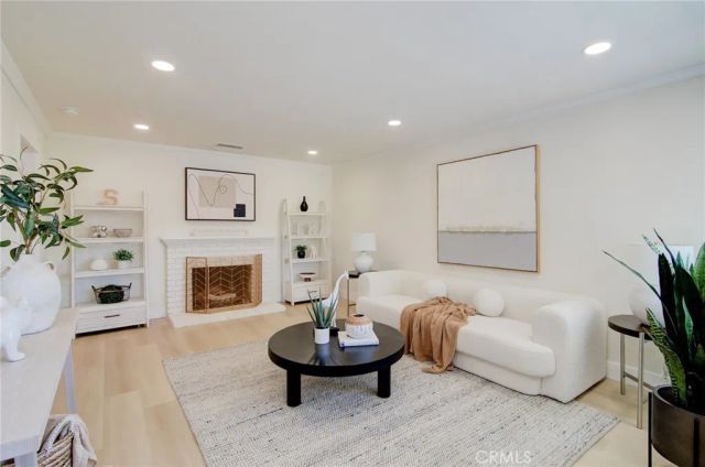 2543 E Locust, Orange, CA 92867