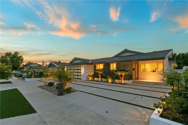 2543 E Locust, Orange, CA 92867