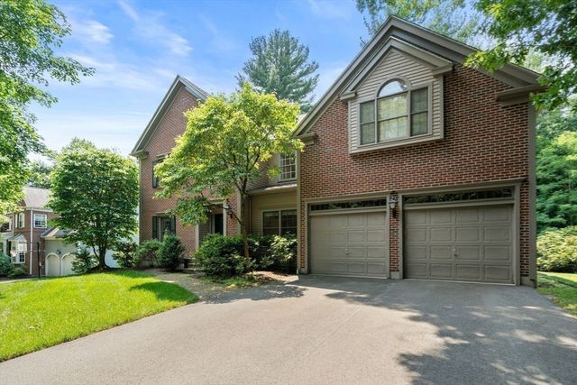 38 Upwey Rd, Wellesley, MA 02481