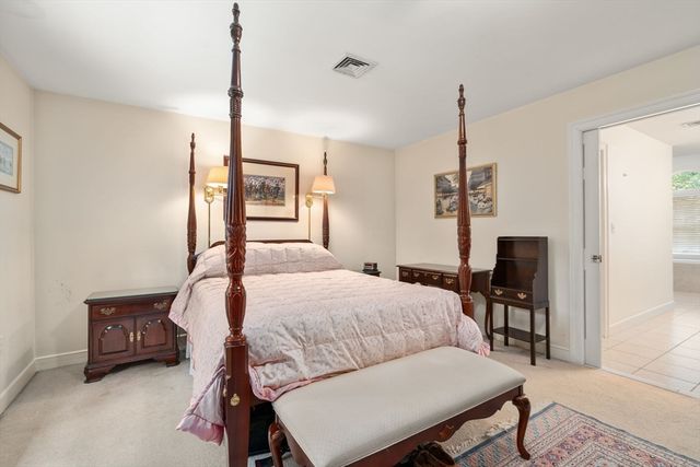 38 Upwey Rd, Wellesley, MA 02481