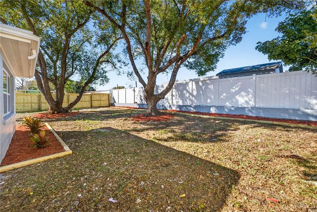 5647 ELKHORN BOULEVARD, Holiday, FL 34690