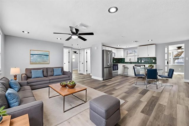 5647 ELKHORN BOULEVARD, Holiday, FL 34690