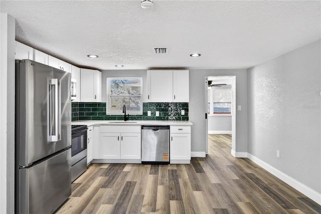 5647 ELKHORN BOULEVARD, Holiday, FL 34690