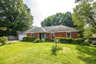 3102 NEWMARKET DR, Bartlett, TN 38134