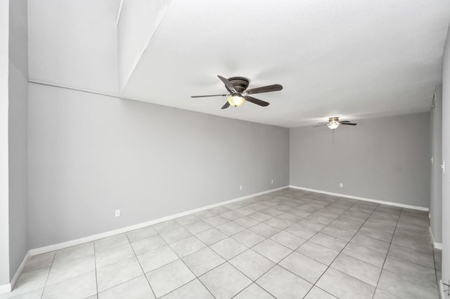16120 Stuebner Airline Road 505, Spring, TX 77379