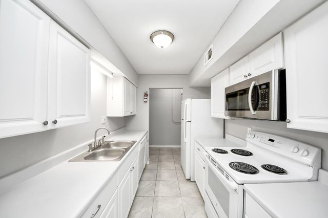 16120 Stuebner Airline Road 505, Spring, TX 77379