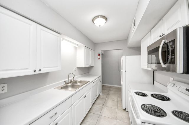 16120 Stuebner Airline Road 505, Spring, TX 77379