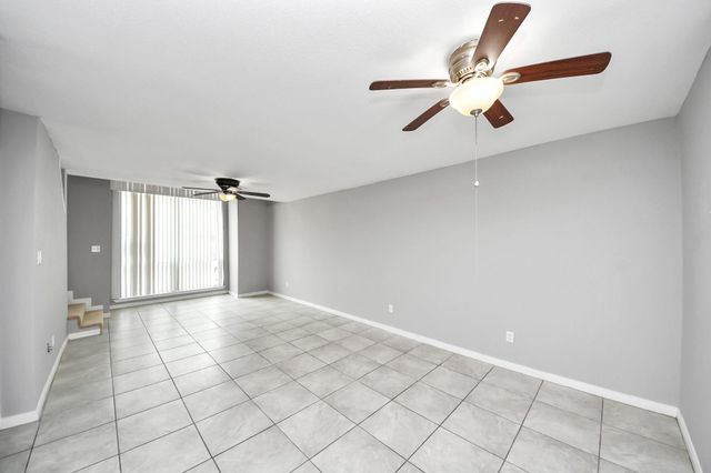 16120 Stuebner Airline Road 505, Spring, TX 77379