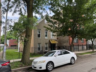 1634 N Rockwell Street, Chicago, IL 60647