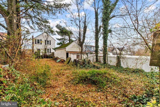 2714 LOUISE AVE, Baltimore, MD 21214