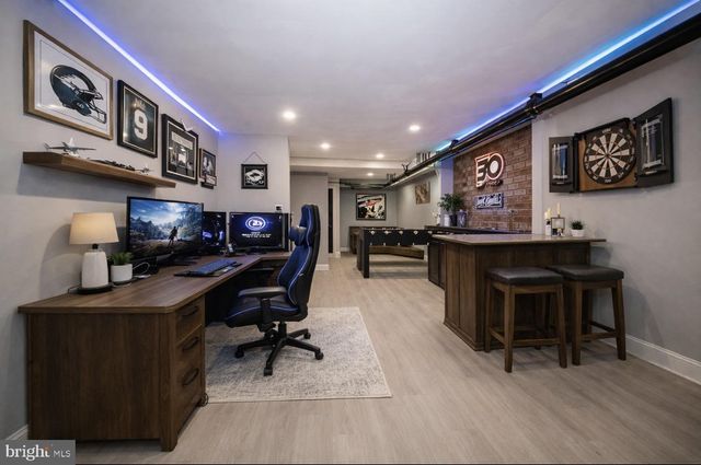 91 LAMPORT RD, Upper Darby, PA 19082