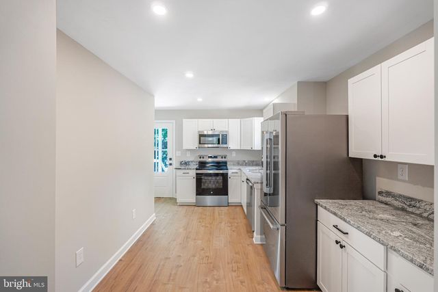8545 SAINT ANTHONYS RD, King George, VA 22485