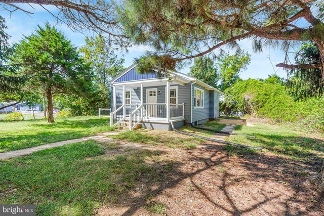 8545 SAINT ANTHONYS RD, King George, VA 22485
