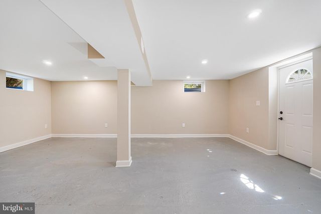 8545 SAINT ANTHONYS RD, King George, VA 22485
