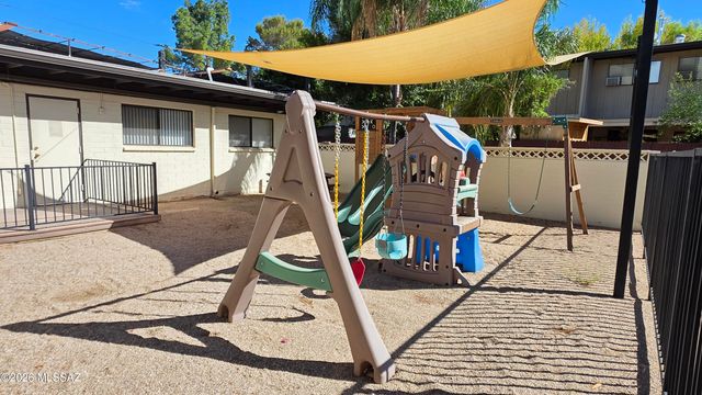 1348 S Avenida Polar Apt K211, Tucson, AZ 85710