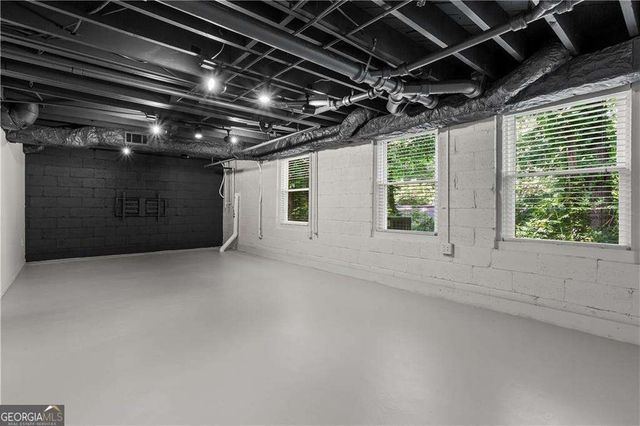 5618 Sherrell Drive, Atlanta, GA 30342