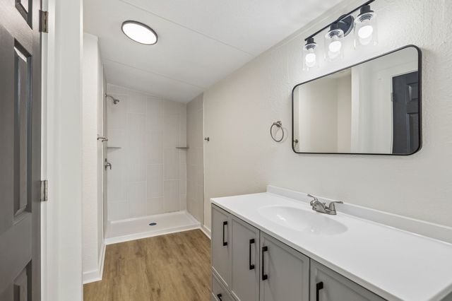 197 Holloway St, Summertown, TN 38483