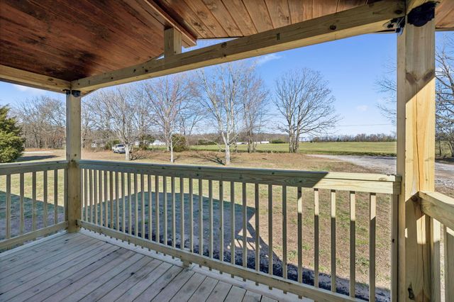 197 Holloway St, Summertown, TN 38483