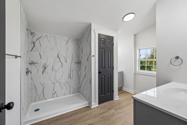 197 Holloway St, Summertown, TN 38483