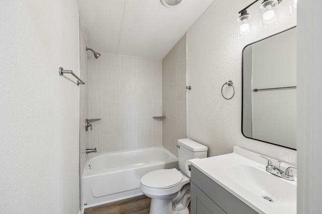 197 Holloway St, Summertown, TN 38483