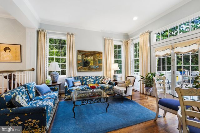9209 TOWN GATE LN, Bethesda, MD 20817