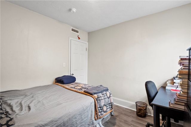 16 Governor Street, Providence, RI 02906