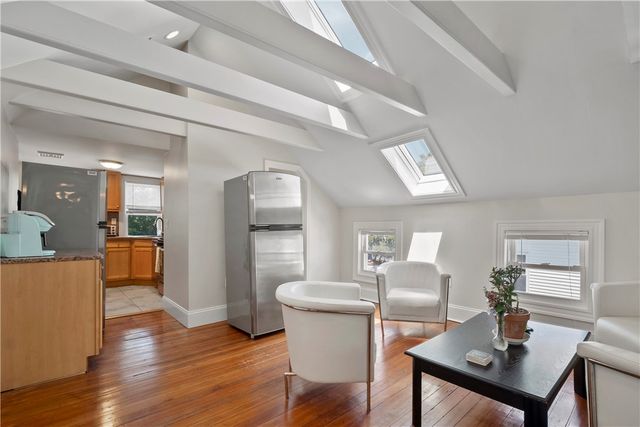 16 Governor Street, Providence, RI 02906