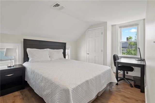 16 Governor Street, Providence, RI 02906