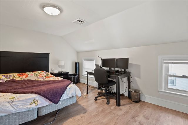 16 Governor Street, Providence, RI 02906