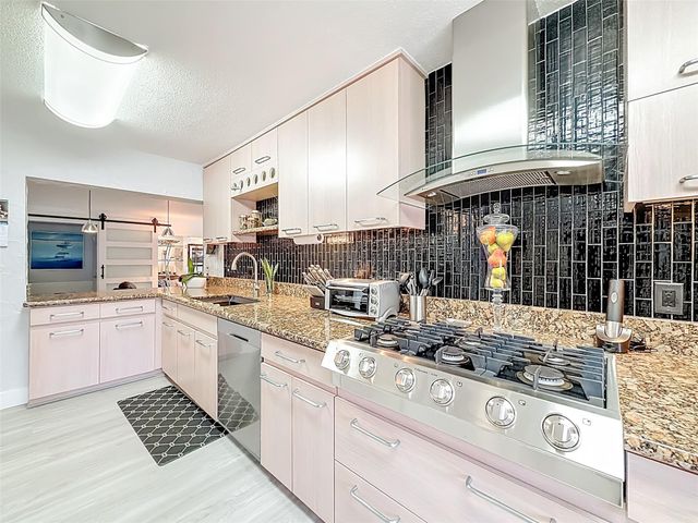 501 SE 7th Ave, Pompano Beach, FL 33060