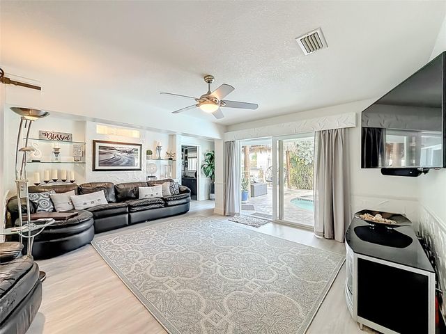 501 SE 7th Ave, Pompano Beach, FL 33060