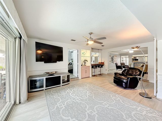 501 SE 7th Ave, Pompano Beach, FL 33060