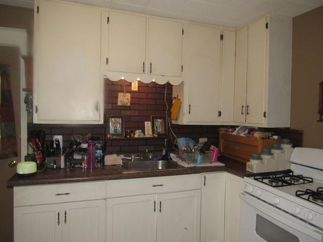 22 Colodny Terrace, Newport City, VT 05855