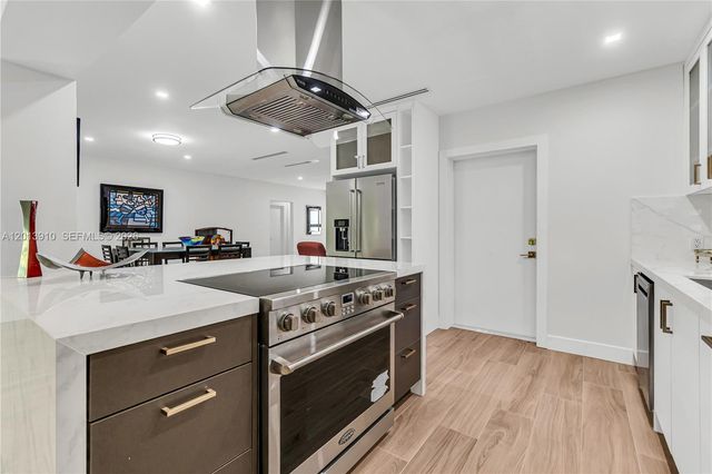 1015 Pizarro Street, Coral Gables, FL 33134