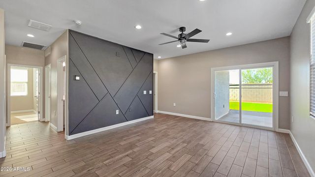 2500 S 242ND Lane, Buckeye, AZ 85326