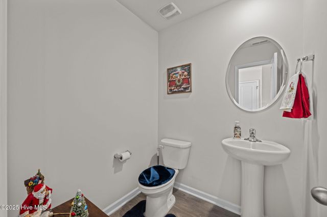 600 Lake Tyler Drive, New Bern, NC 28560