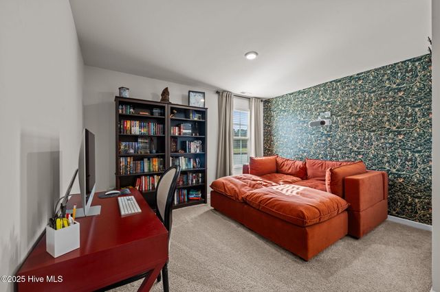 600 Lake Tyler Drive, New Bern, NC 28560