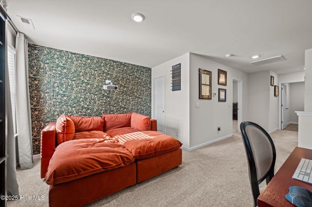 600 Lake Tyler Drive, New Bern, NC 28560