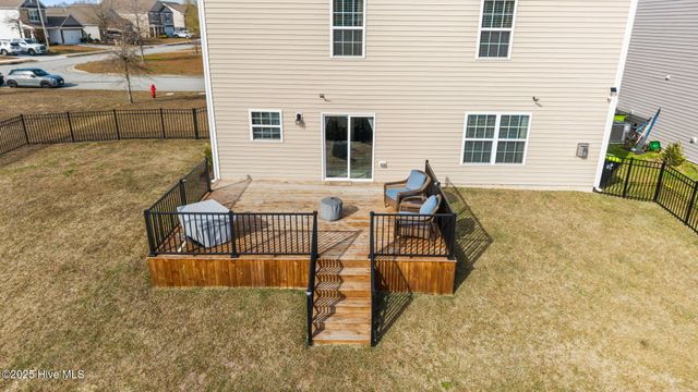 600 Lake Tyler Drive, New Bern, NC 28560