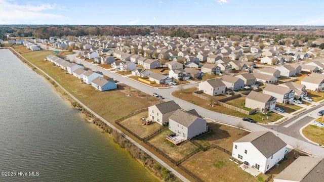 600 Lake Tyler Drive, New Bern, NC 28560