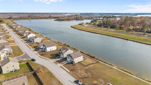 600 Lake Tyler Drive, New Bern, NC 28560