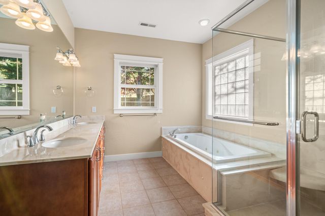 488 Quail Run, Eagle Point, OR 97524