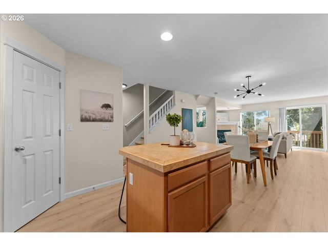 15440 Sw MICA Ln, Beaverton, OR 97007