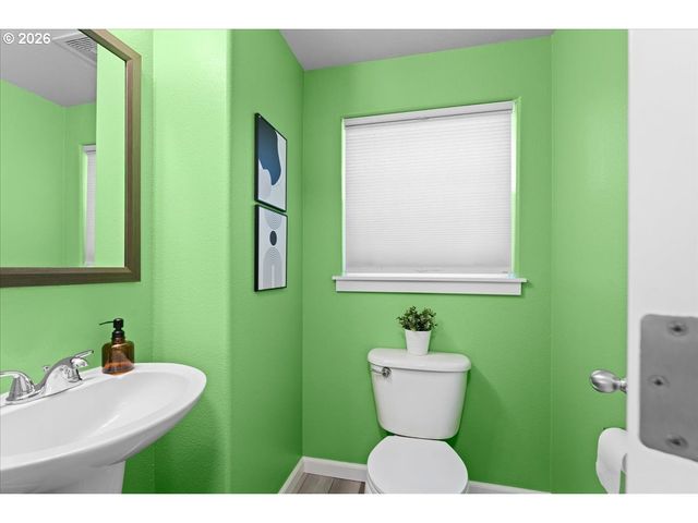 15440 Sw MICA Ln, Beaverton, OR 97007