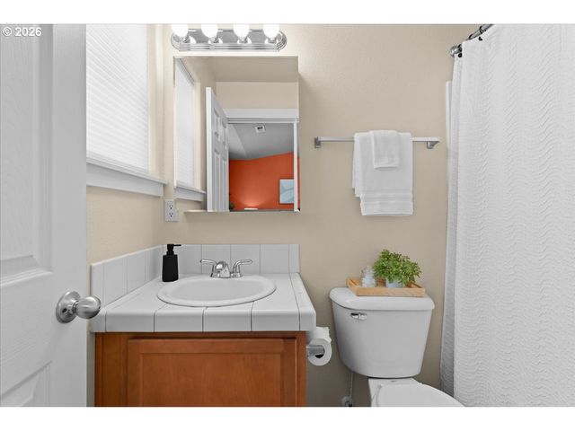 15440 Sw MICA Ln, Beaverton, OR 97007