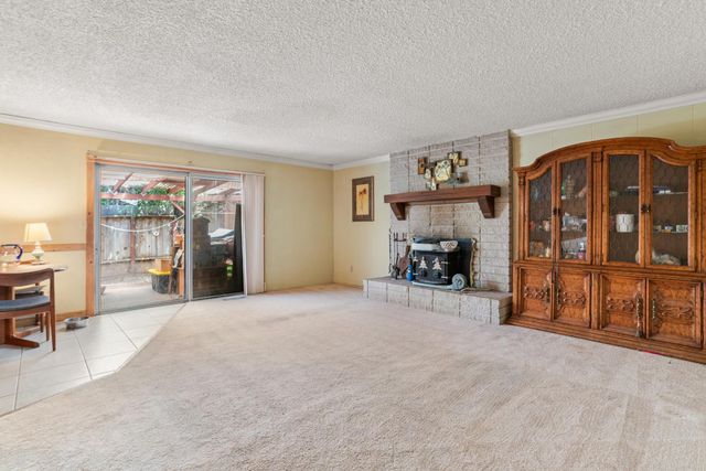 145 Wescott Ct, Auburn, CA 95603