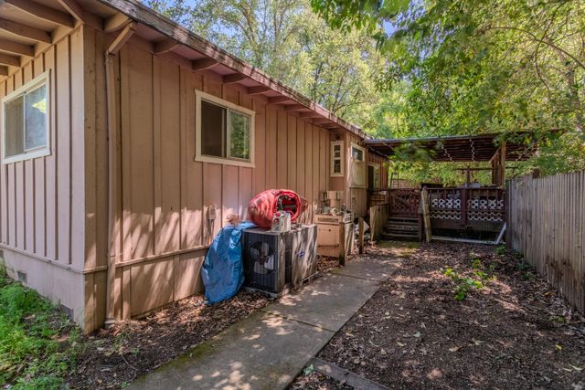 145 Wescott Ct, Auburn, CA 95603