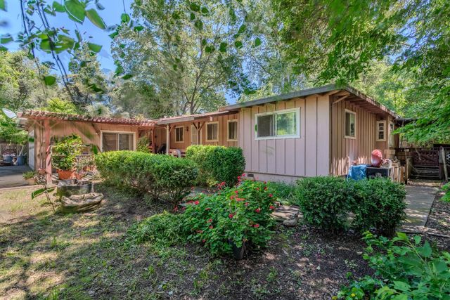 145 Wescott Ct, Auburn, CA 95603